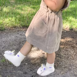 Golden Unicorn Boogie Toes Rattle Socks - Thumbnail 3