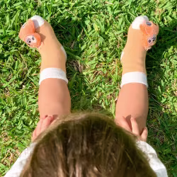 Sloth Boogie Toes Rattle Socks - Thumbnail 3