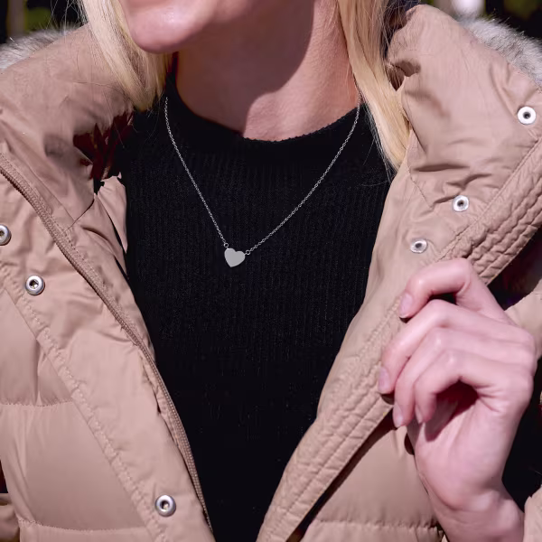 Simple Heart, Everyday Necklace (Rose or White) - Image 6