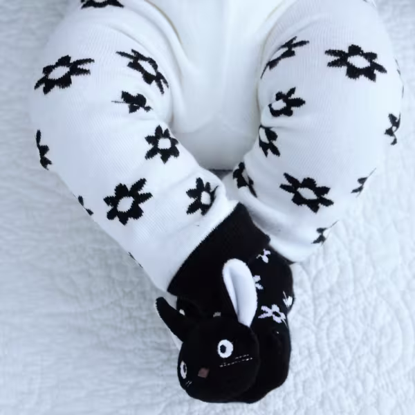 Scaredy Cat Kat Boogie Toes Rattle Socks - Image 2