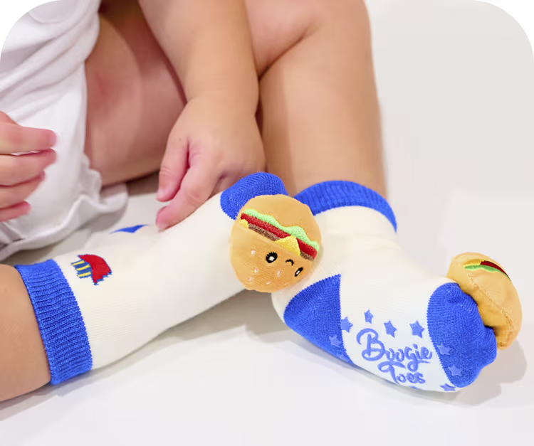 Boogie Toes Rattle Socks