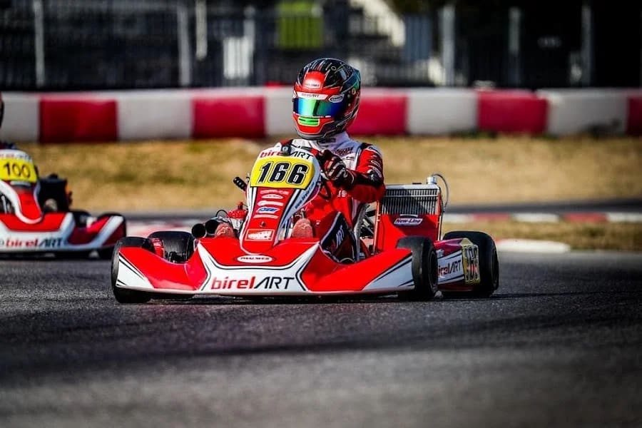 Paauwer Kart Racing