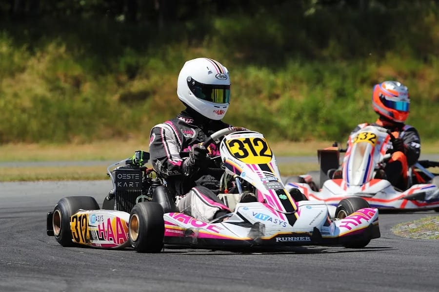 Calvin de Groot Karting, racing, e-racing en coaching