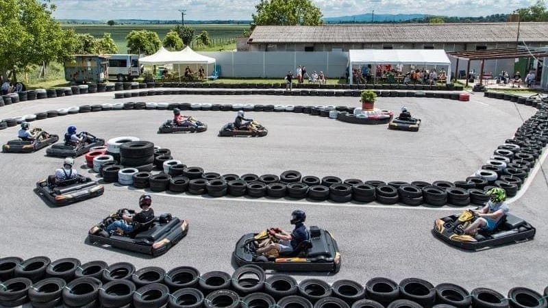Motokárová dráha Speed Kart center Dolná Seč