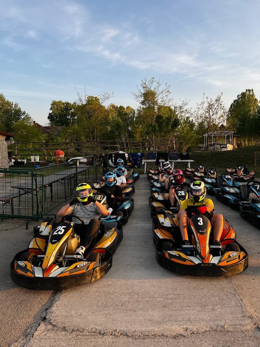 Speedway gokart pálya