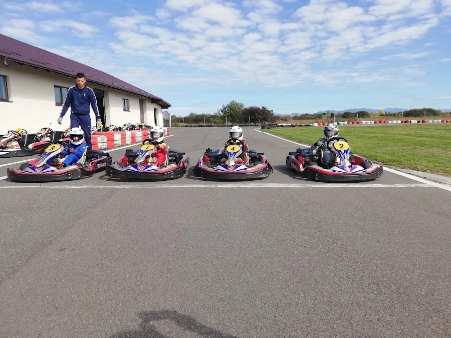 Unokarting