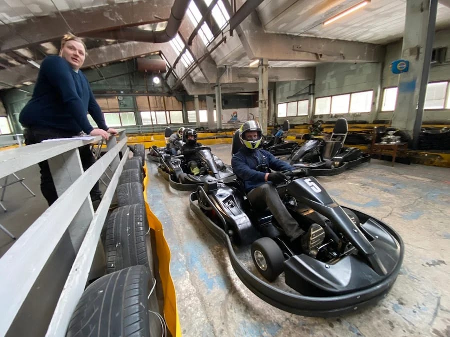Bruzaholms Gokarthall och paintball