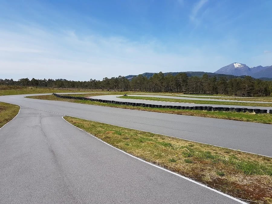 Halsa Motorsportsenter