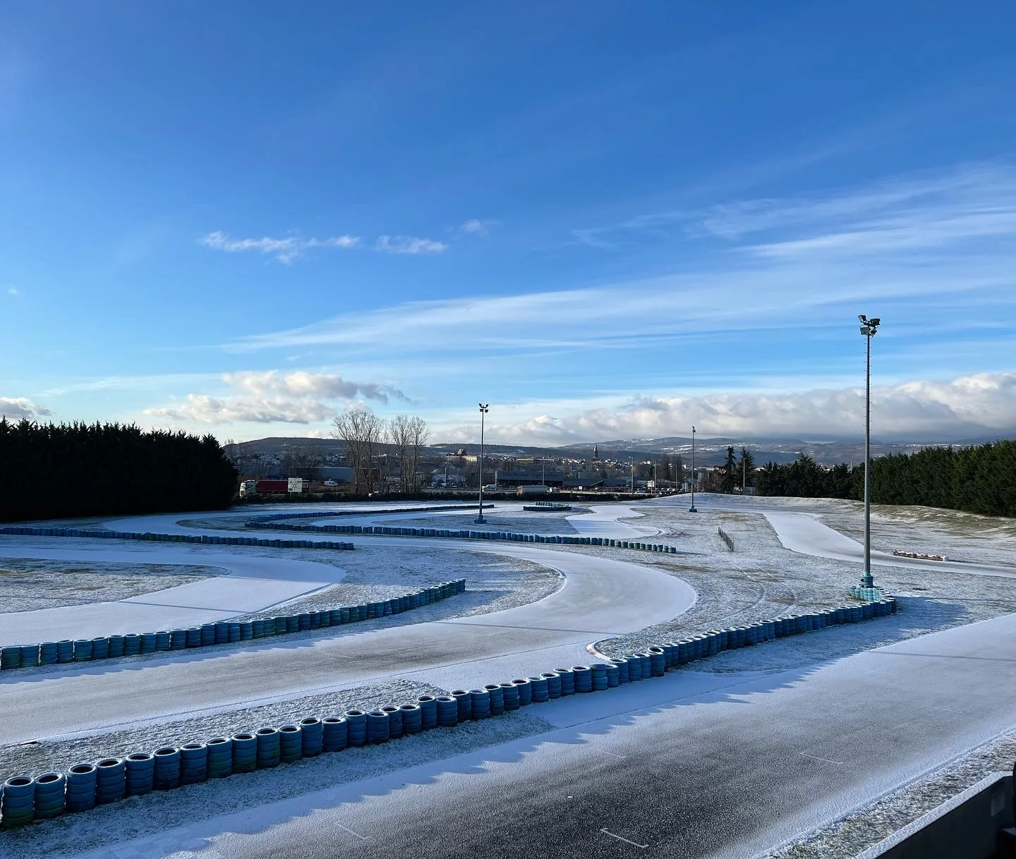 Photo 3 du circuit Karting Sarron