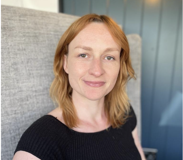 Dr Steph Keay