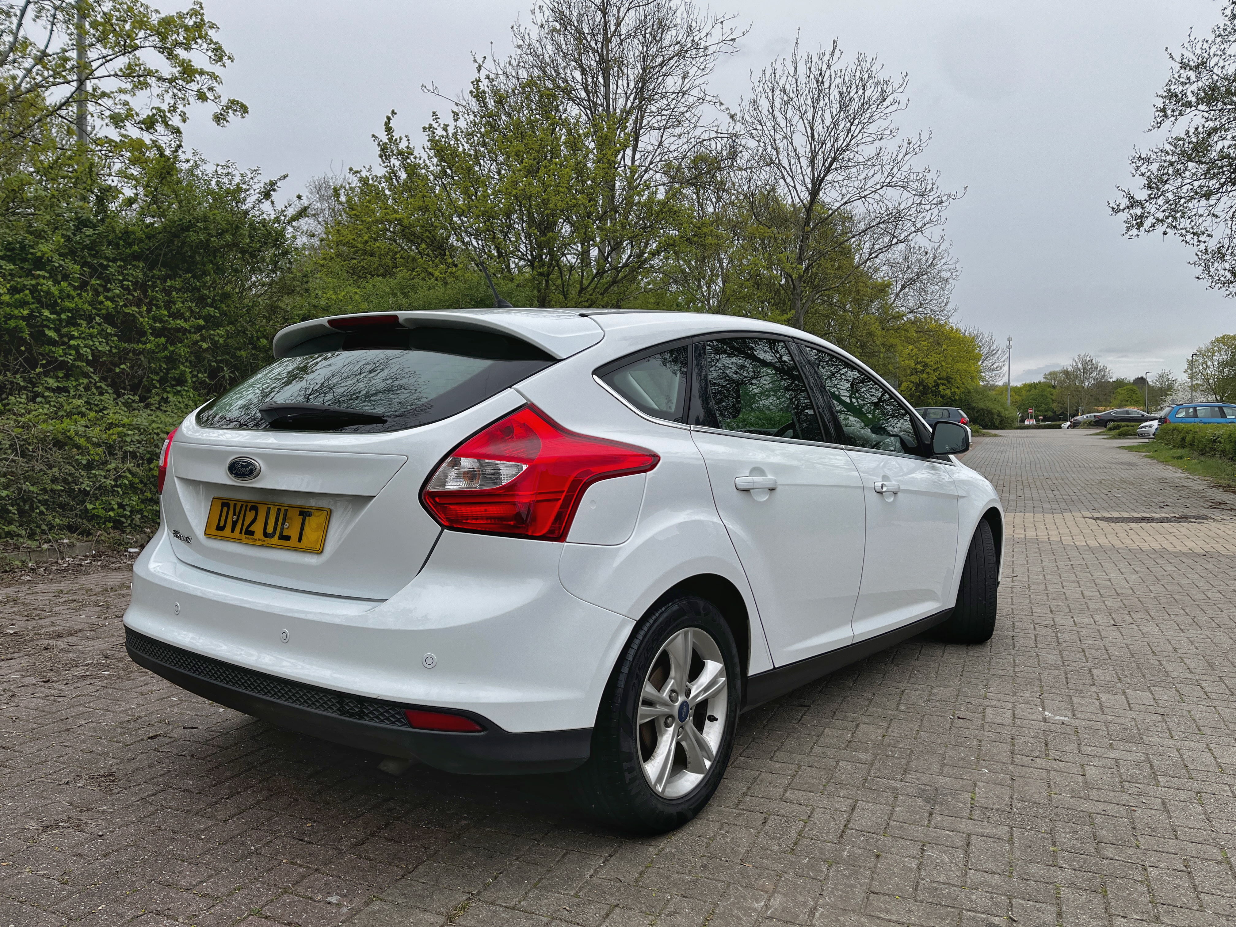 Ford Focus Zetec - View 3