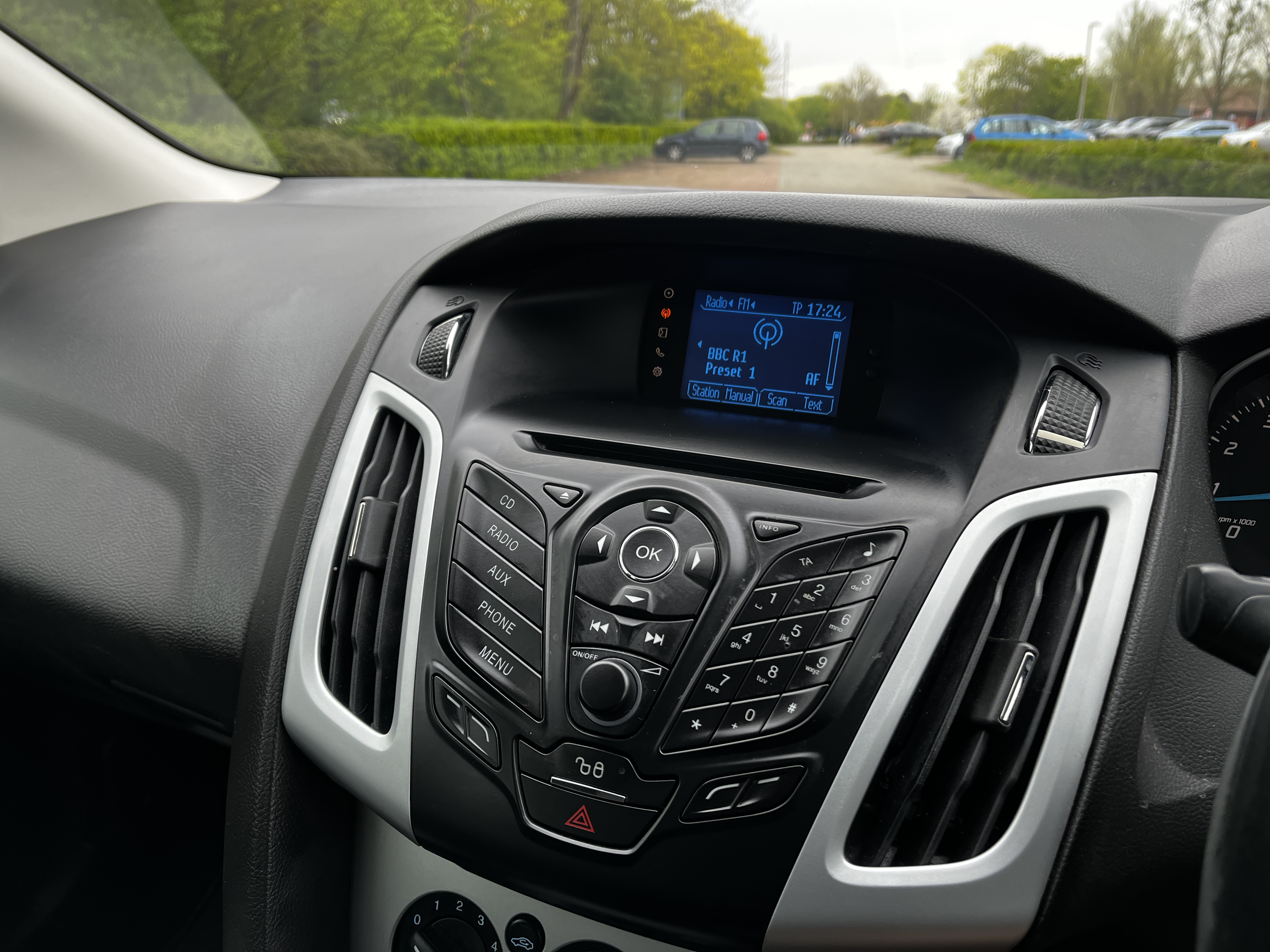 Ford Focus Zetec - View 19