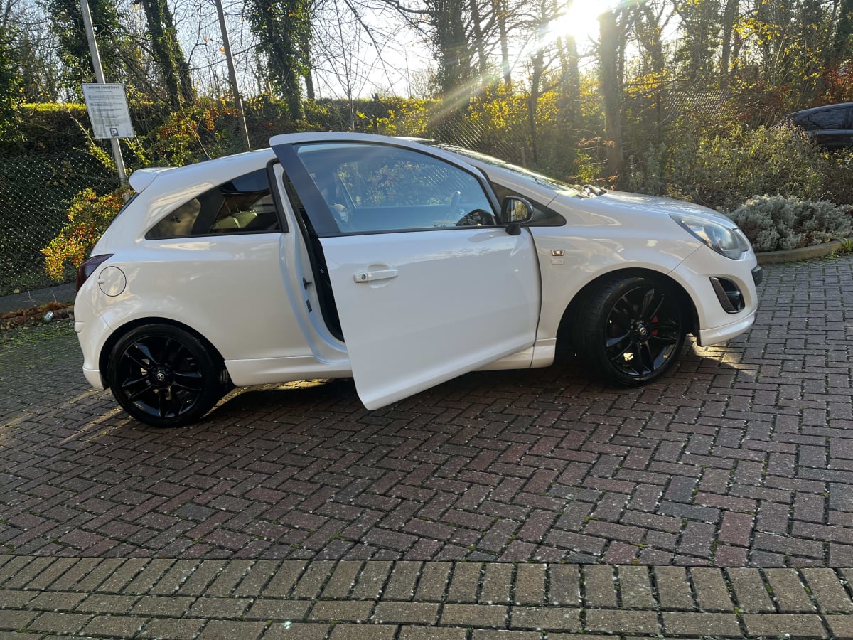 Vauxhall Corsa Limited Edition - View 2