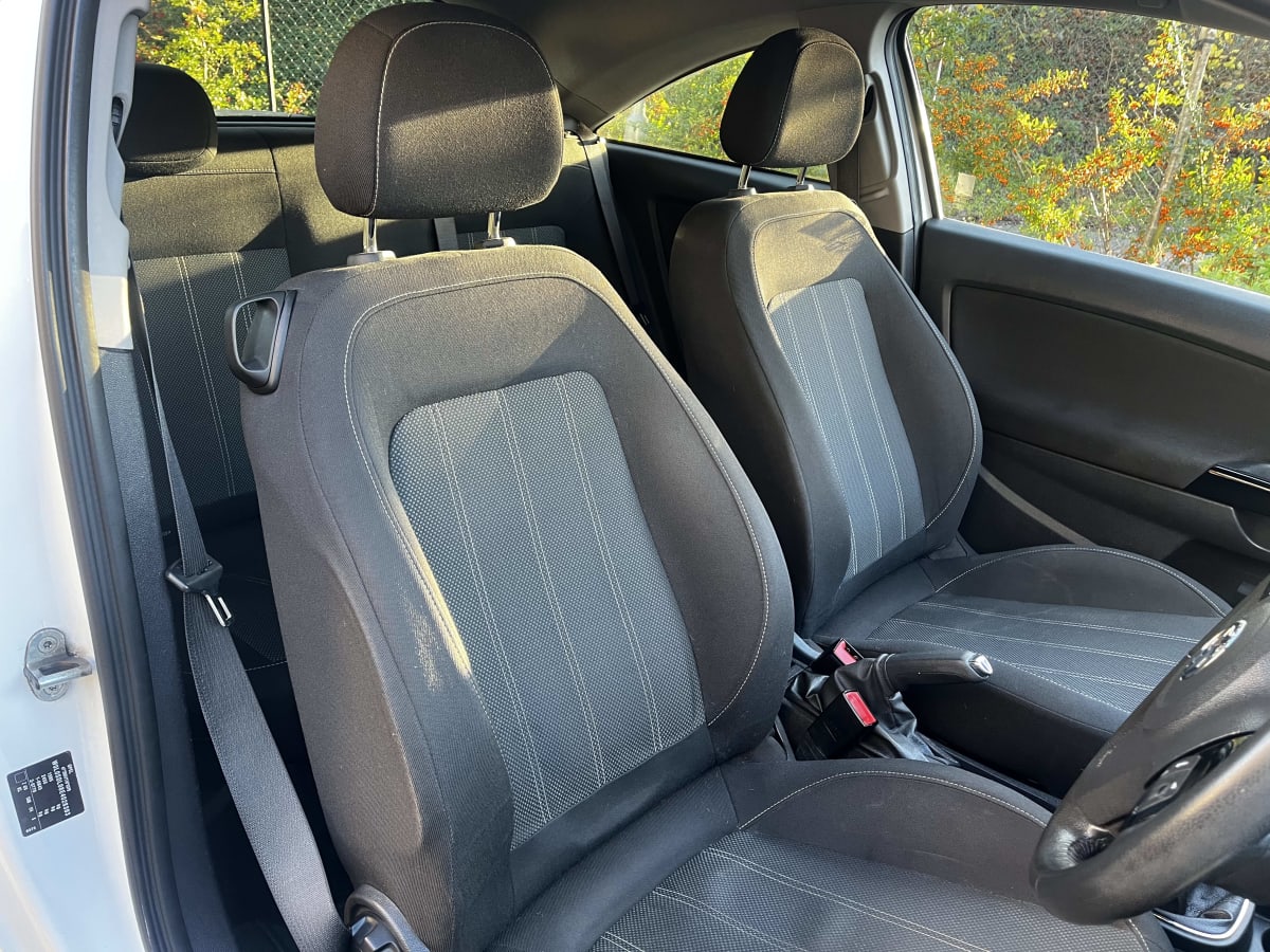 Vauxhall Corsa Limited Edition - View 7