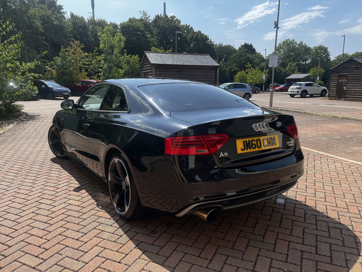 Audi A5 S-line Black Edition - View 5