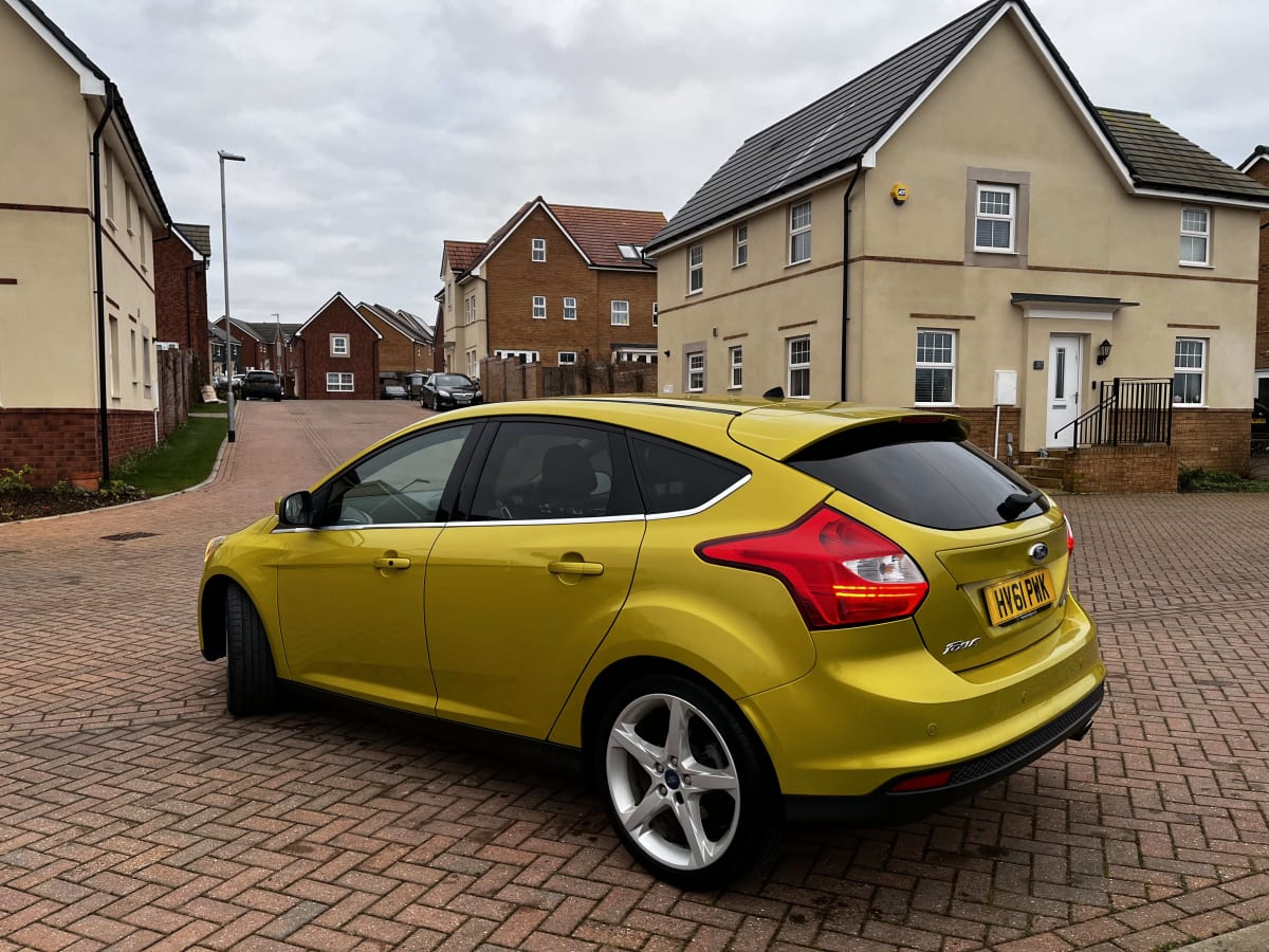 Ford Focus - View 4