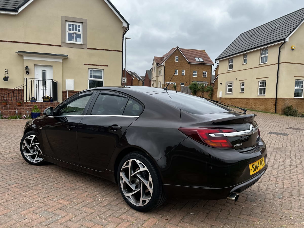 Vauxhall Insignia - View 5
