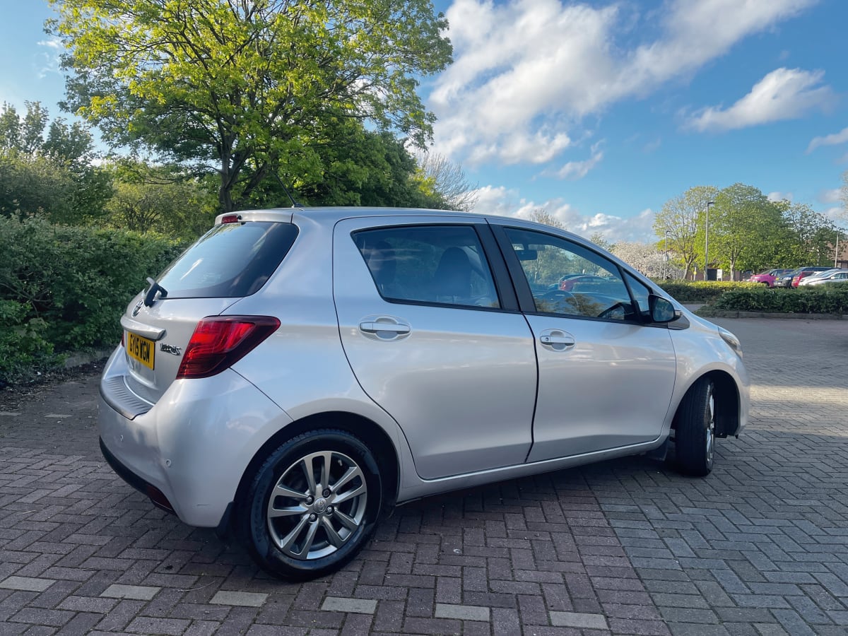 Toyota Yaris - View 3