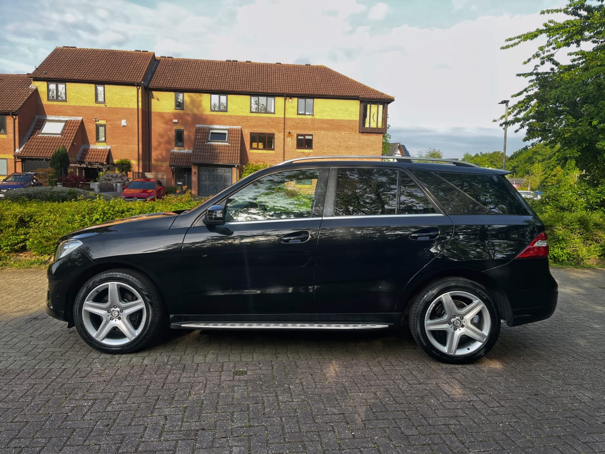 Mercedes-Benz M-Class - View 7