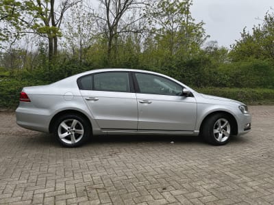 Volkswagen Passat - Preview 2