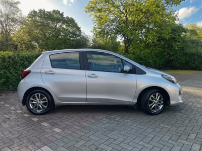 Toyota Yaris - Preview 2