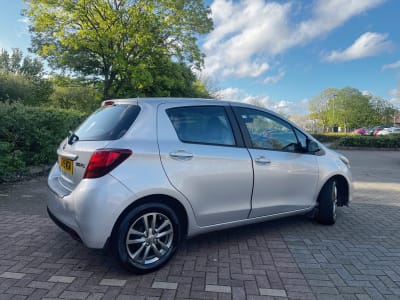 Toyota Yaris - Preview 3