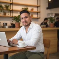 Cristian López en sesión de mentoría