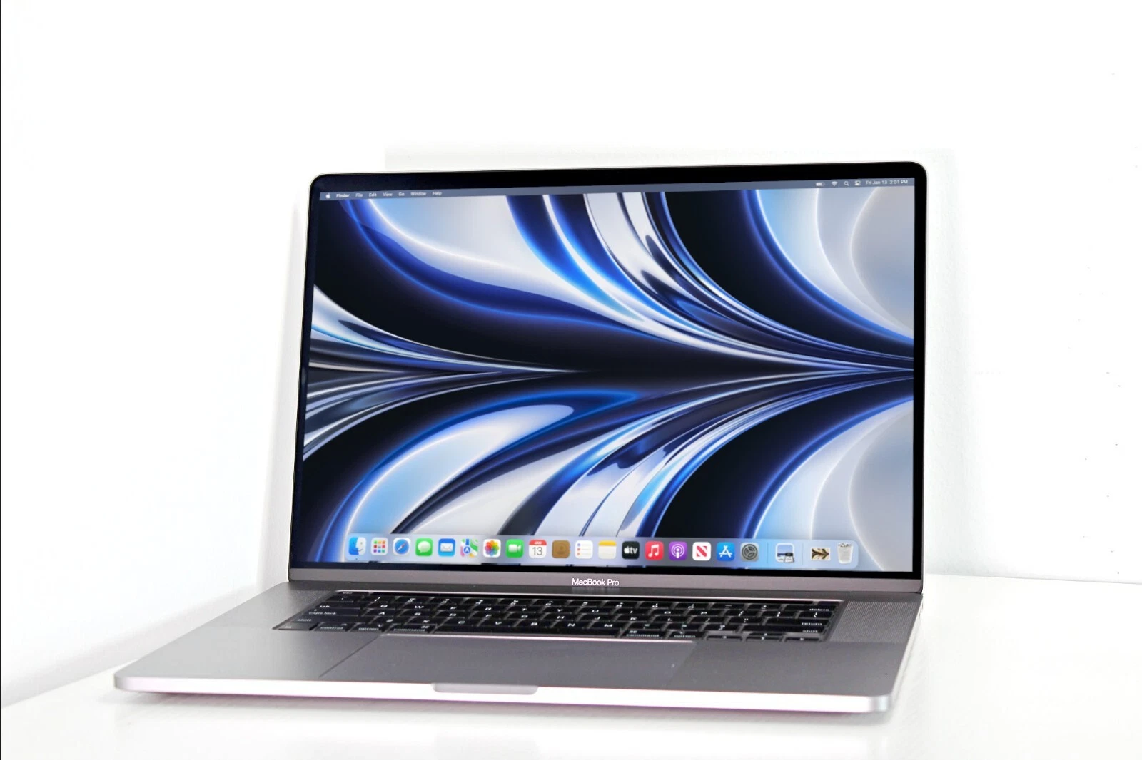 Apple MacBook Pro 16-inch M3 Pro