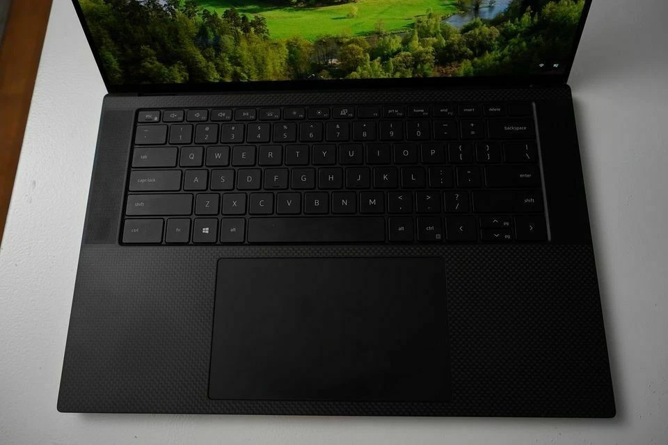 Dell XPS 15 Laptop