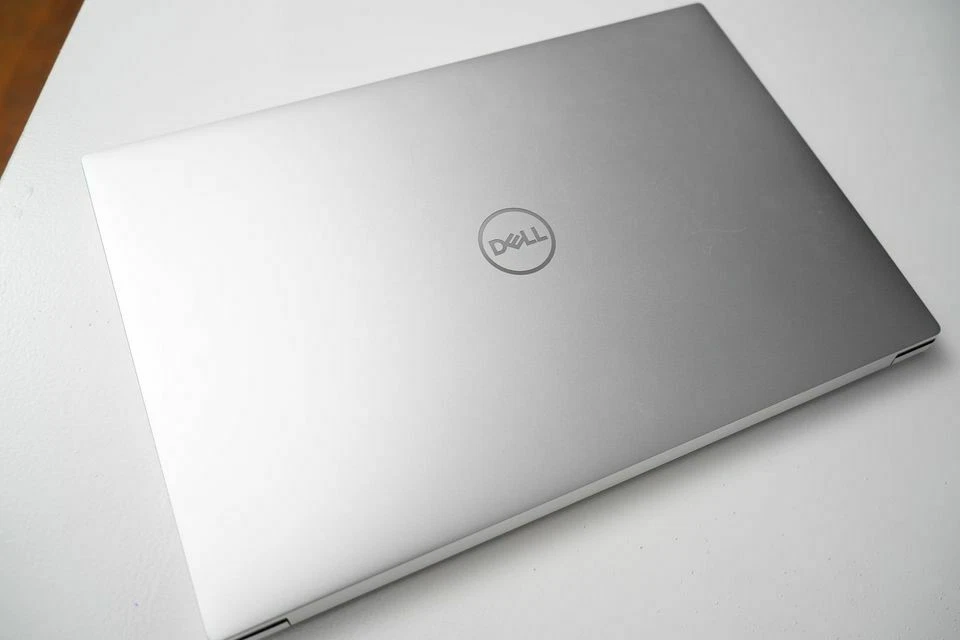 Dell XPS 15 Laptop