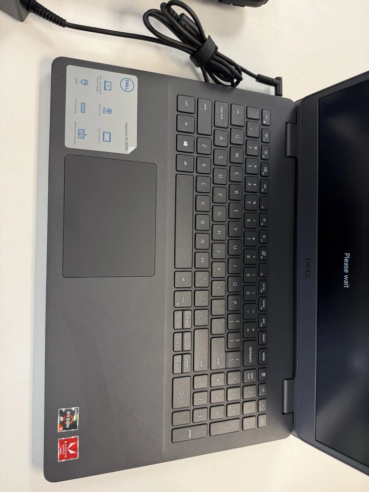 Dell Inspiron 15 3000