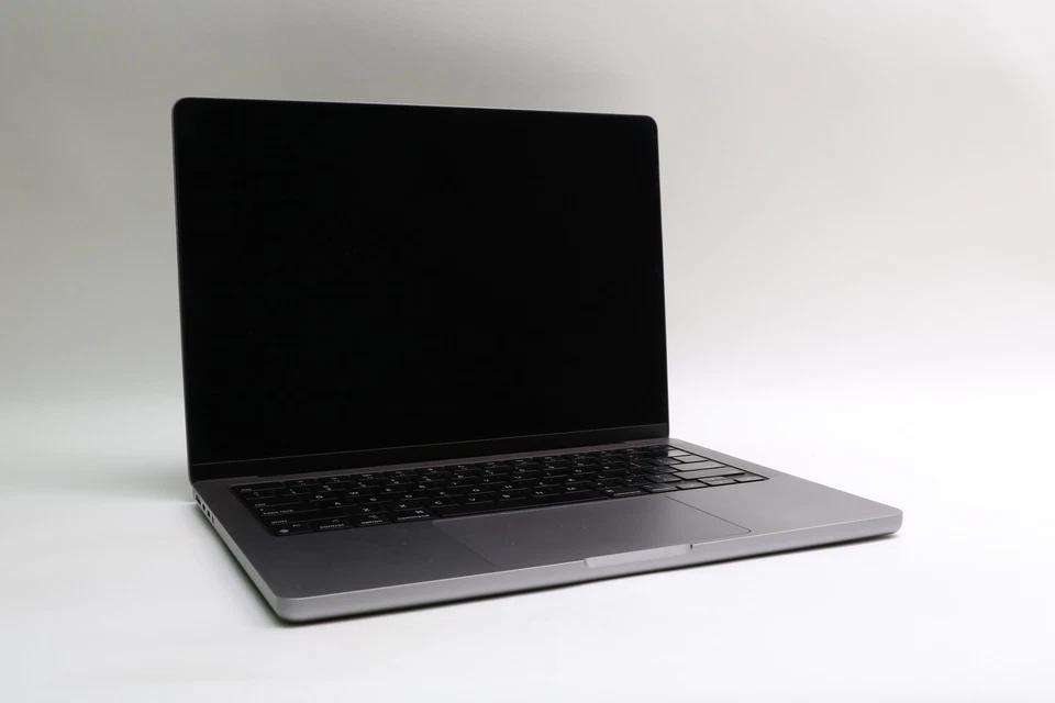 Apple MacBook Pro 14-inch M3