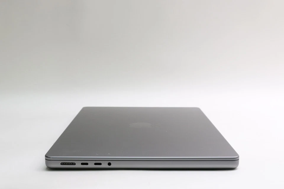 Apple MacBook Pro 14-inch M3
