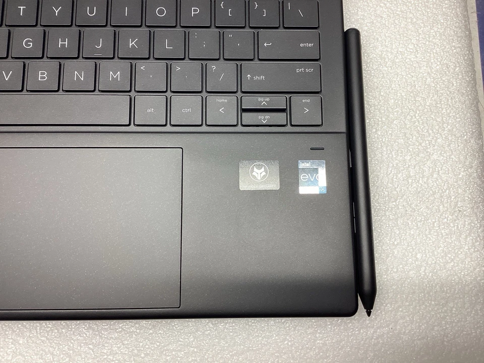HP Elite Dragonfly G4