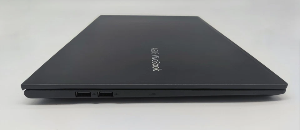 ASUS VivoBook 15