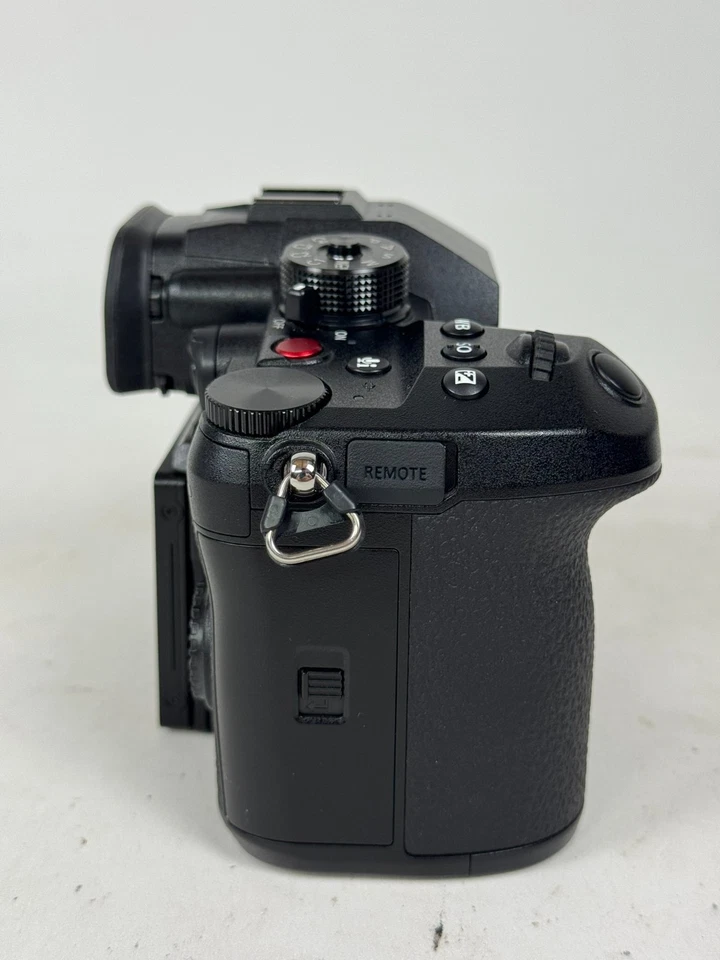 Panasonic Lumix GH6