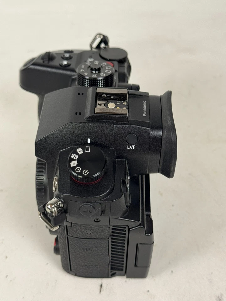 Panasonic Lumix GH6