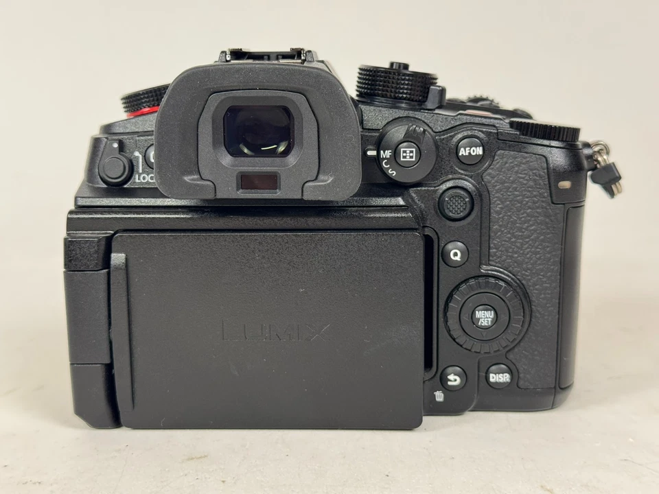 Panasonic Lumix GH6