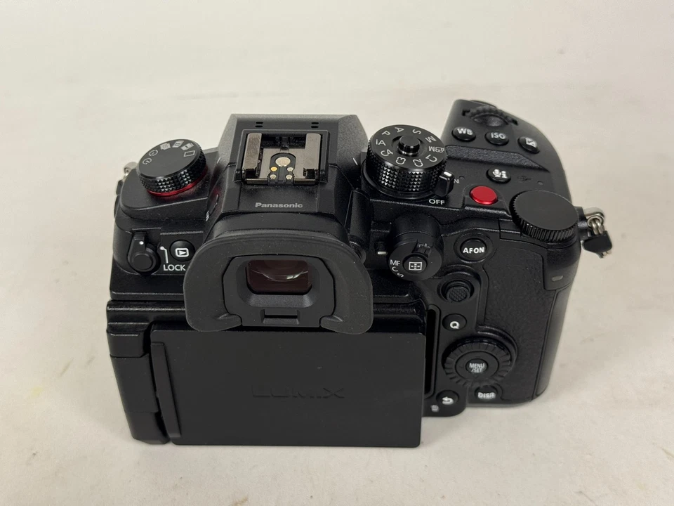 Panasonic Lumix GH6