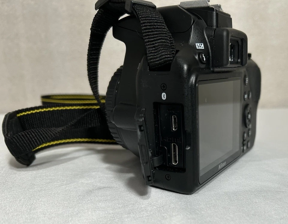 Nikon D3500 DSLR Camera