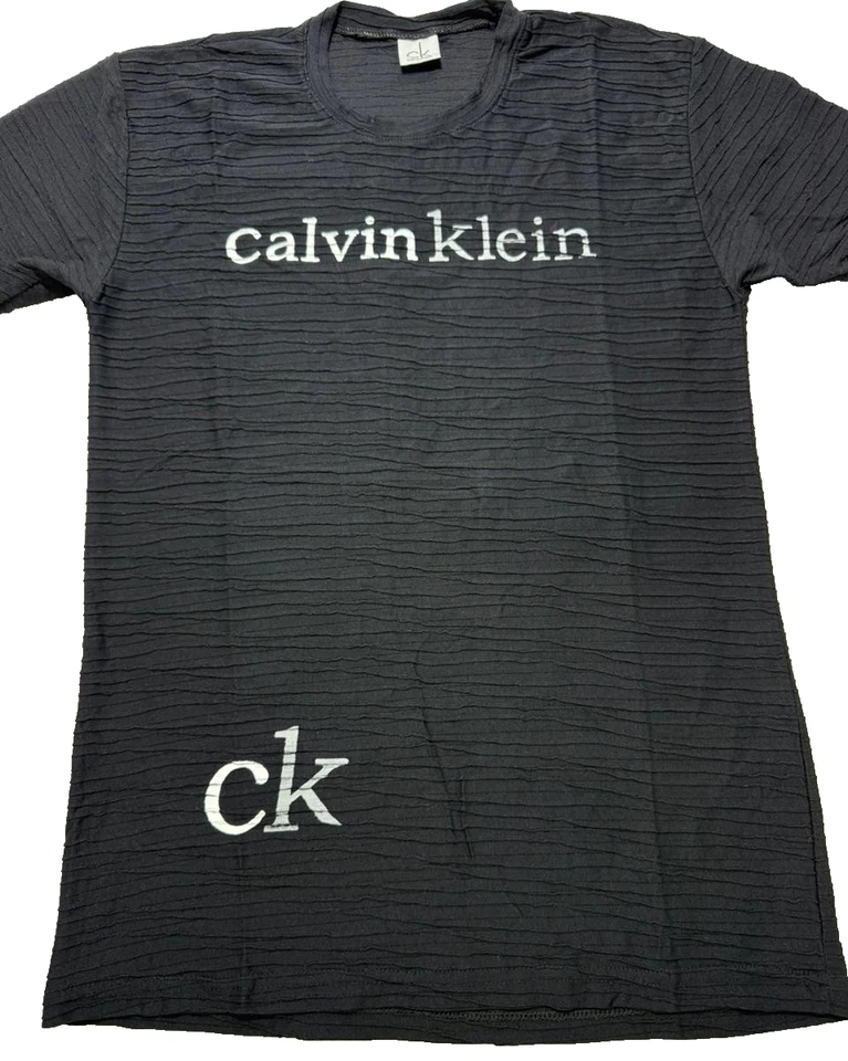 Calvin Klein Classic Fit T-Shirt
