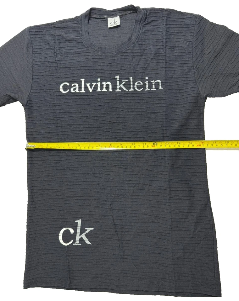 Calvin Klein Classic Fit T-Shirt