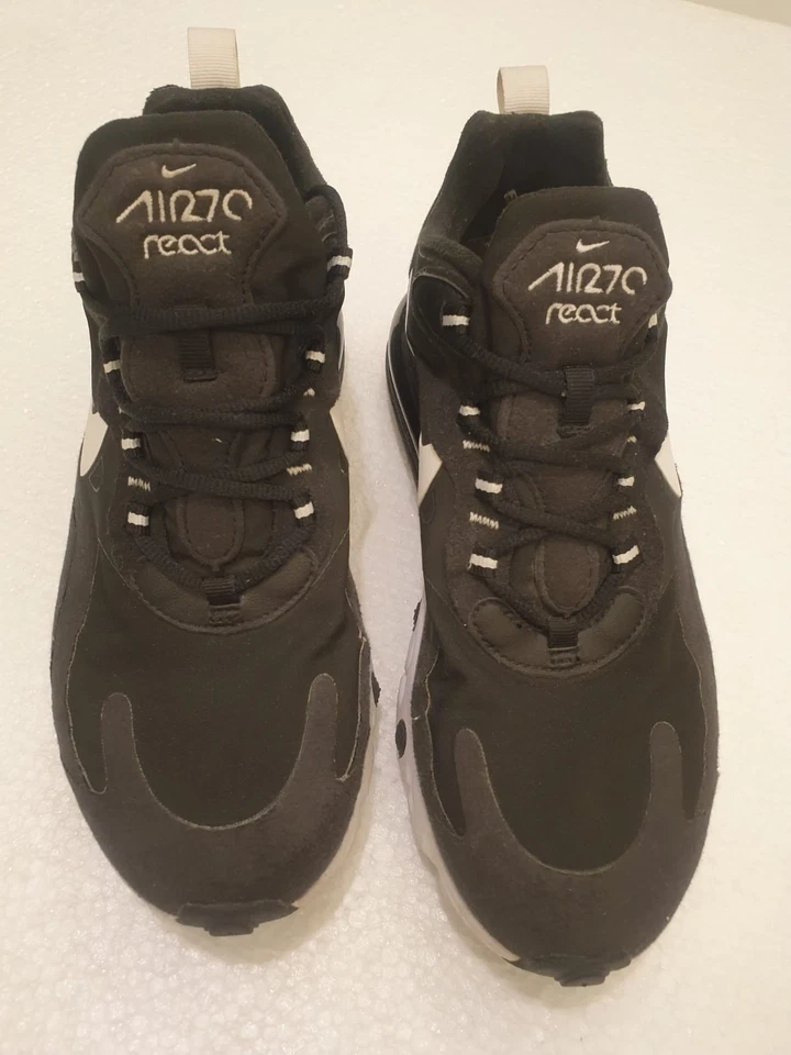 Nike Air Max 270 Running Shoes