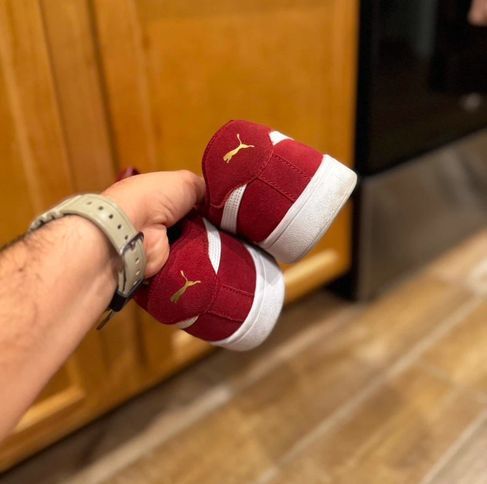 Puma Suede Classic Sneakers
