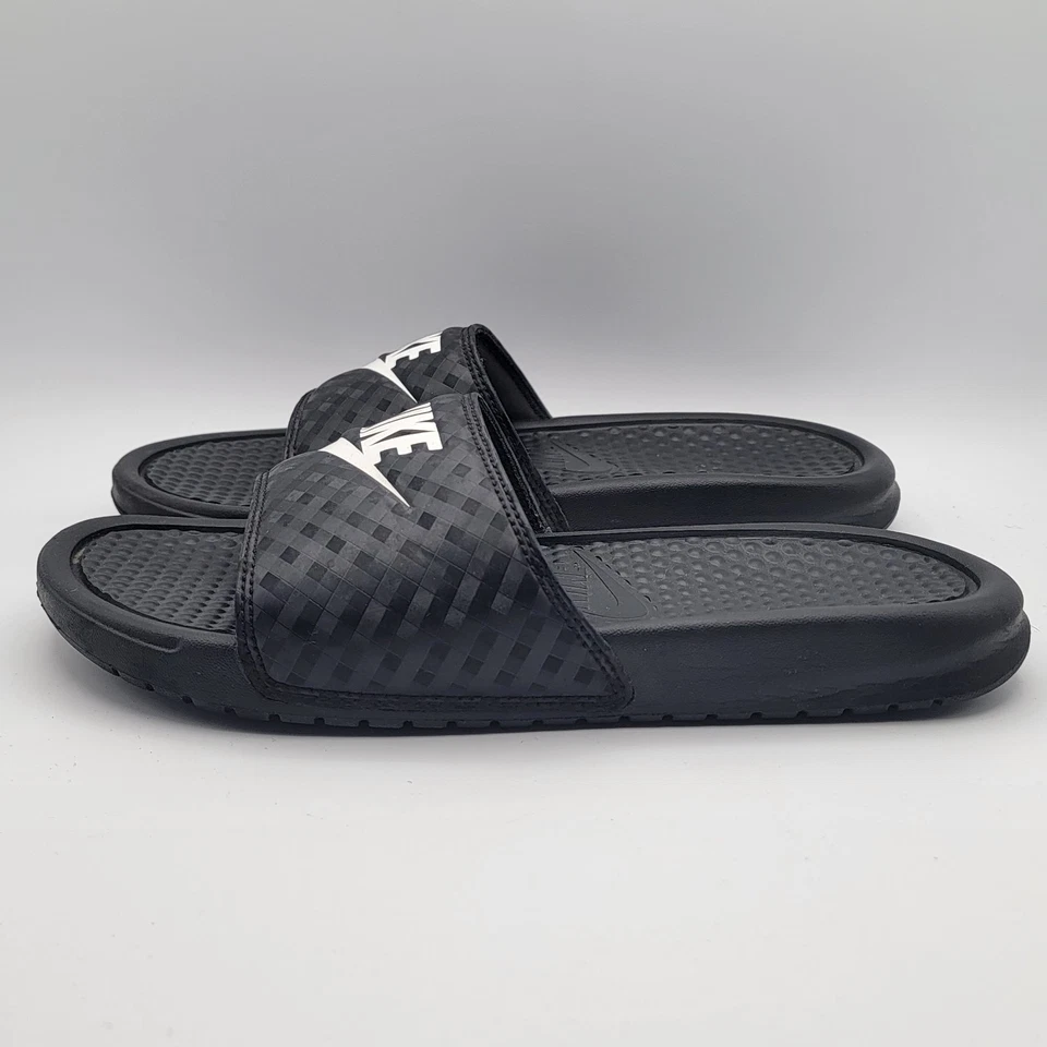 Nike Benassi Slide Sandals