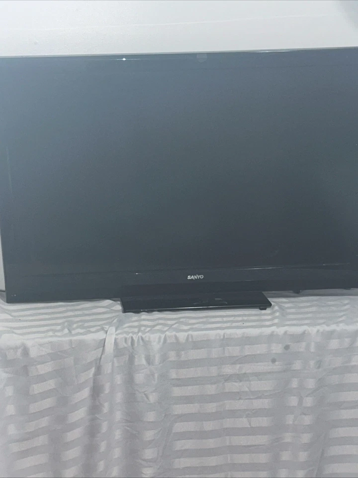 Sanyo 32-inch HD TV