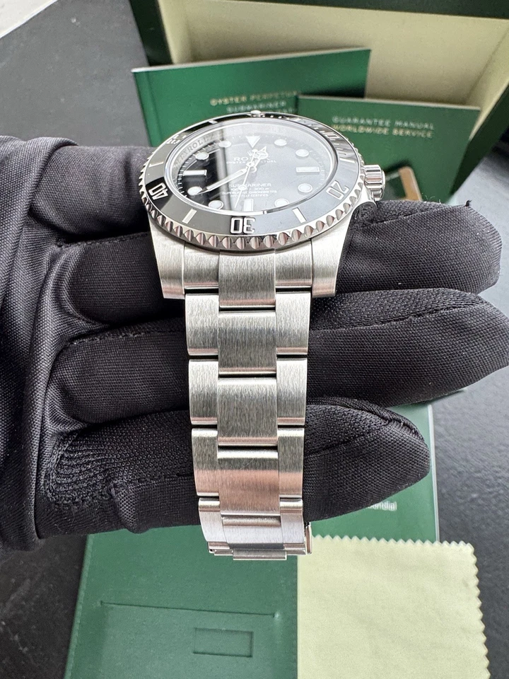 Rolex Submariner Date