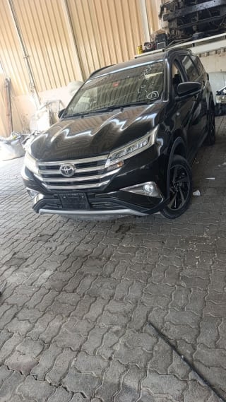 Toyota Rush (SUV) car for parts