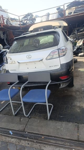Lexus RX350 (SUV) car for parts