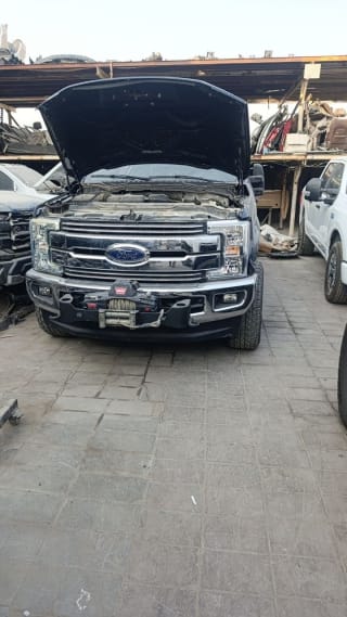 Ford F-250 Super Duty (pickup) car for parts